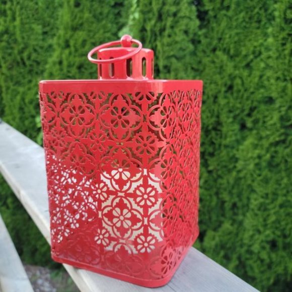 Flameless Candle Lantern (Red) - Picture 2 of 3